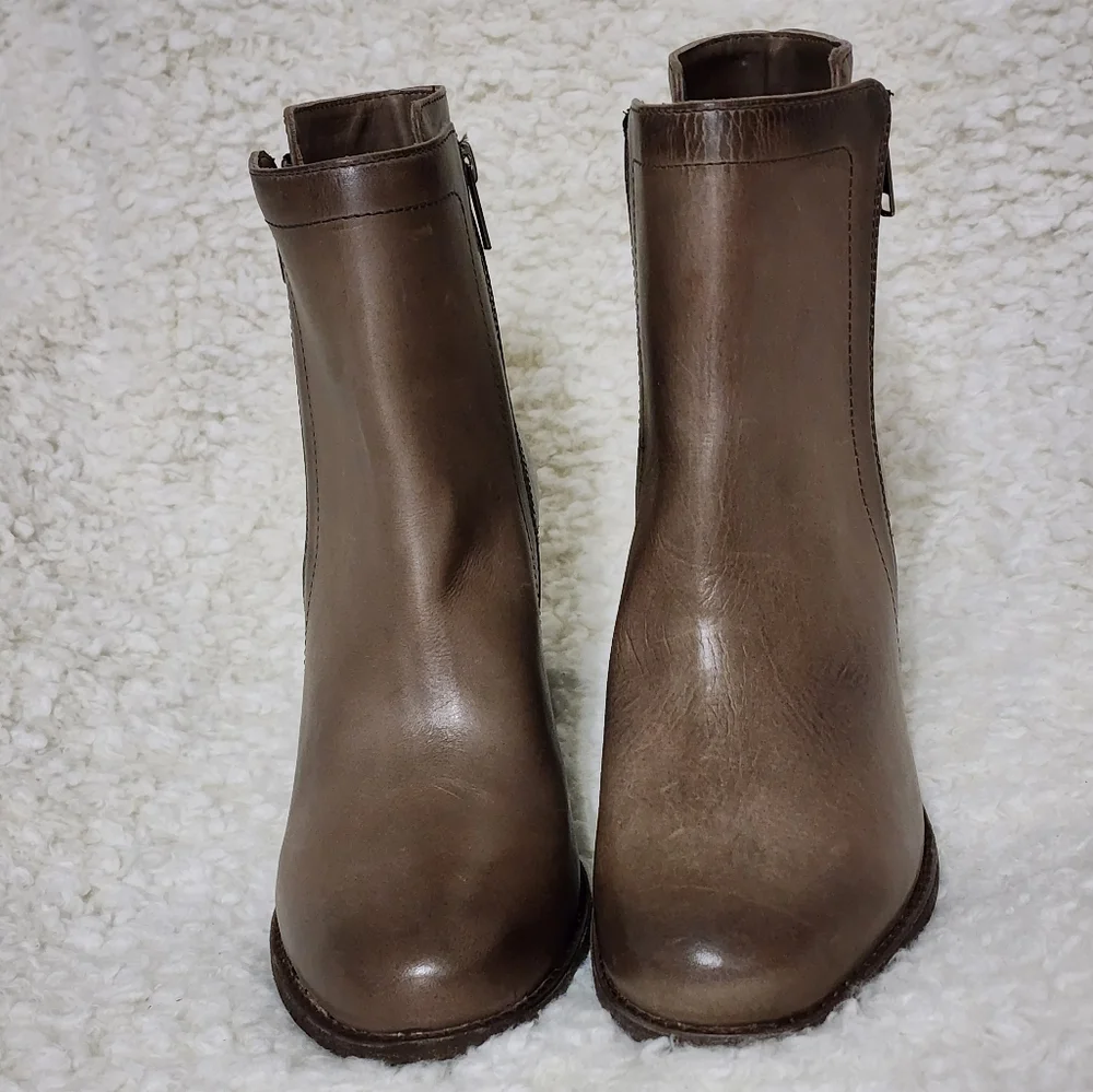 Frye Addie Double Zip heeled bootie boots size 10 new!! - Picture 6 of 14
